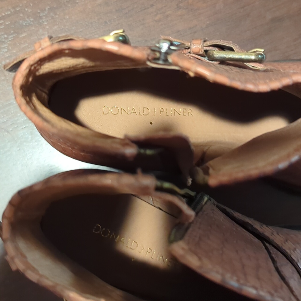 Donald J Pliner "Dalis-Zp" Python Boots Size 6 1/2 - image 4